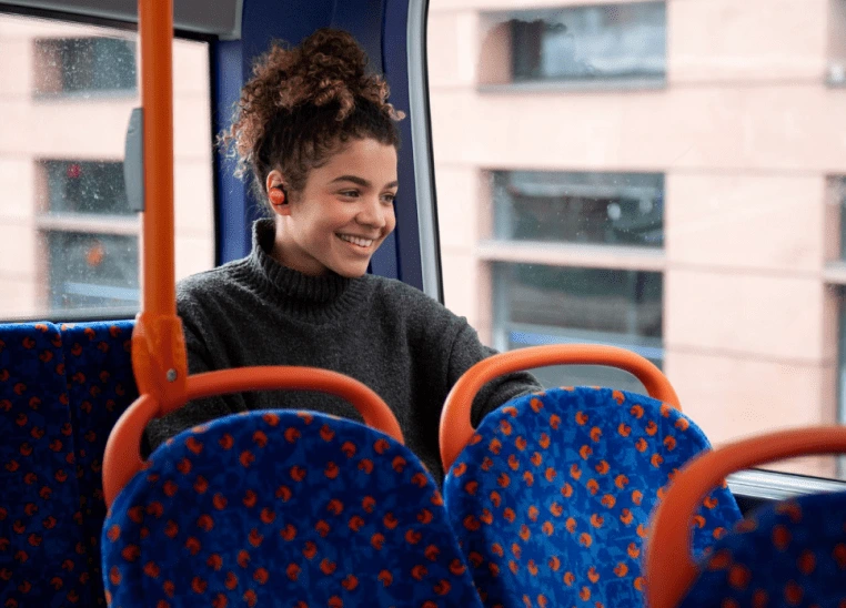 Efficient air-conditioning solutions for buses operating in extreme temperatures